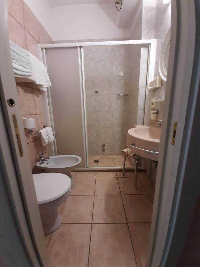 Hotel Prestigio Cesenatico Eksteriør billede