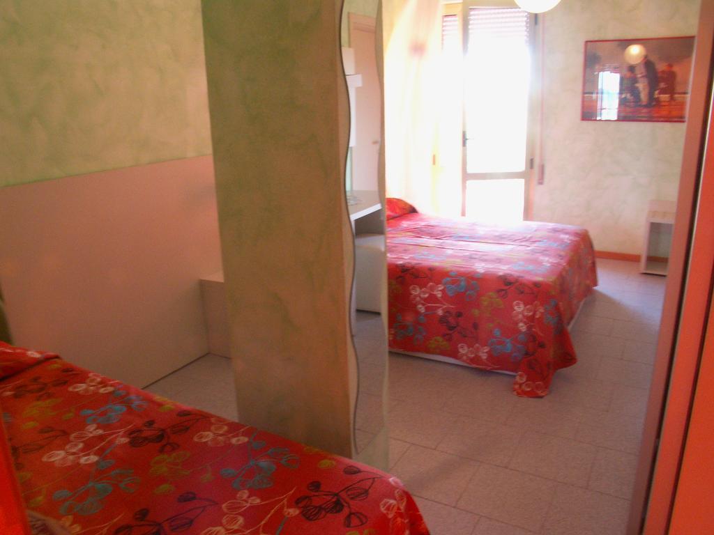 Hotel Prestigio Cesenatico Eksteriør billede